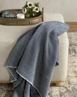 Selena Hand-Tufted Rug 10 Selena Hand-Tufted Rug -Bloomingville Shop 20230412 SS Bedding 014 T b34c3815 cbfe 4b84 a815 d49aa000e5a2