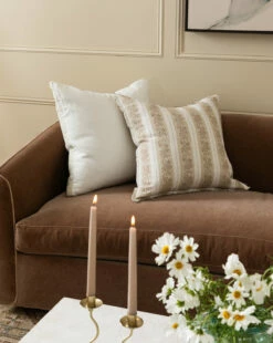 Nettles Pillow Cover -Bloomingville Shop 20231110 SS Pillow Decor 007 T