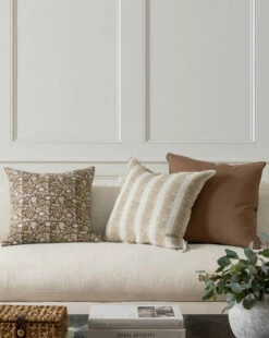 Nettles Pillow Cover -Bloomingville Shop 20231206 SS Decor Pillows 016 T