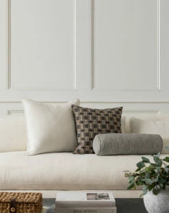 Erickson Check Pillow Cover -Bloomingville Shop 20231206 SS Decor Pillows 020 T 1