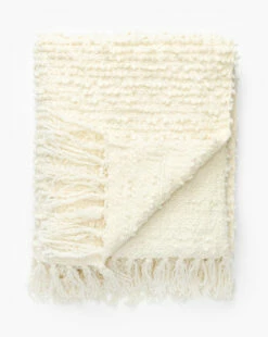 Beatrice Wool Throw 13 Beatrice Wool Throw -Bloomingville Shop BeatriceWoolThrow MBED0205 CRM OS D1
