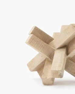 Cross Hatch Object -Bloomingville Shop CrossHatchObject MDCR1682 WHT OS D1