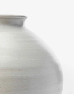 Enola Vase -Bloomingville Shop EnolaVase MDCR2623 WHT OS D1 T 3320507d 5854 418e b23c c221a2075333