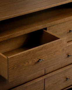 Geneva Dresser -Bloomingville Shop GenevaDresser MFRN2905 WAL OS D5 T