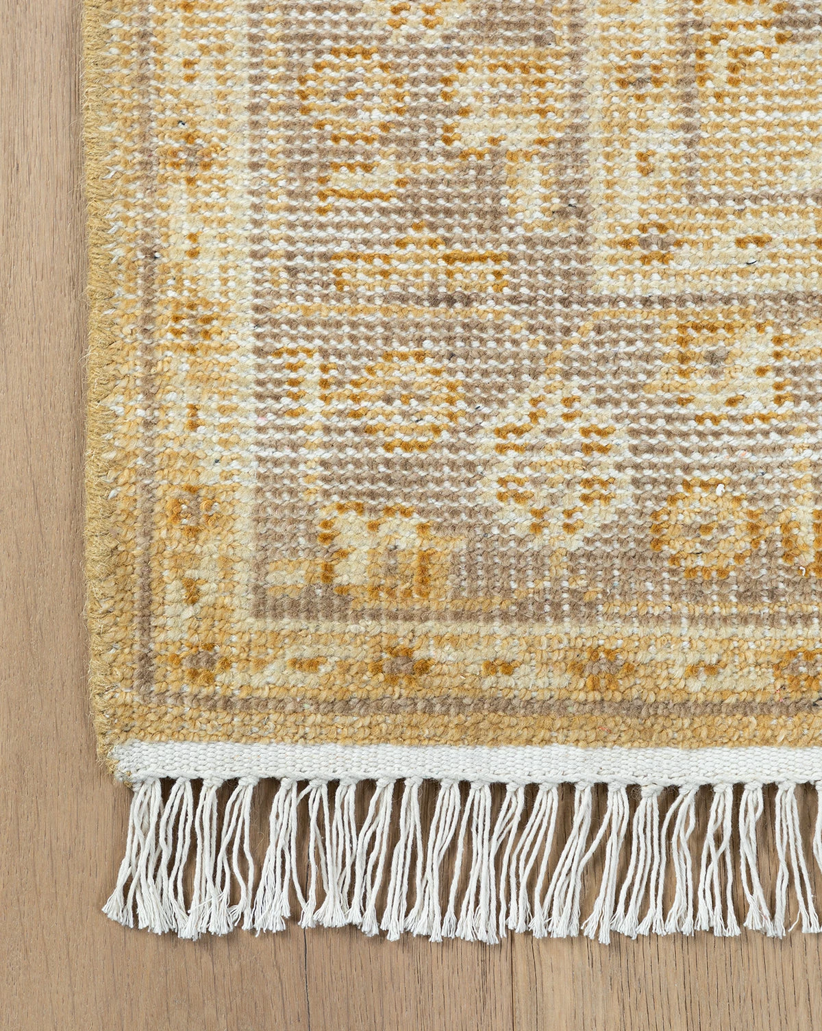 Giulietta Hand-Knotted Rug 5 Giulietta Hand-Knotted Rug - Image 3