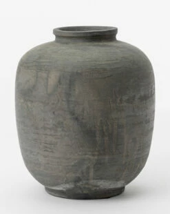 Jexa Vase
