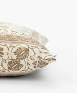 Jolie Floral Pillow Cover -Bloomingville Shop JolieFloralPillowCover MPLW1113 BWN 20x20 D1