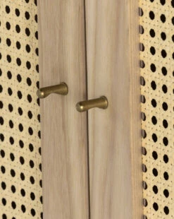 Leonora Cabinet -Bloomingville Shop MFRN2375 NAT OS LeonoraCabinet D7