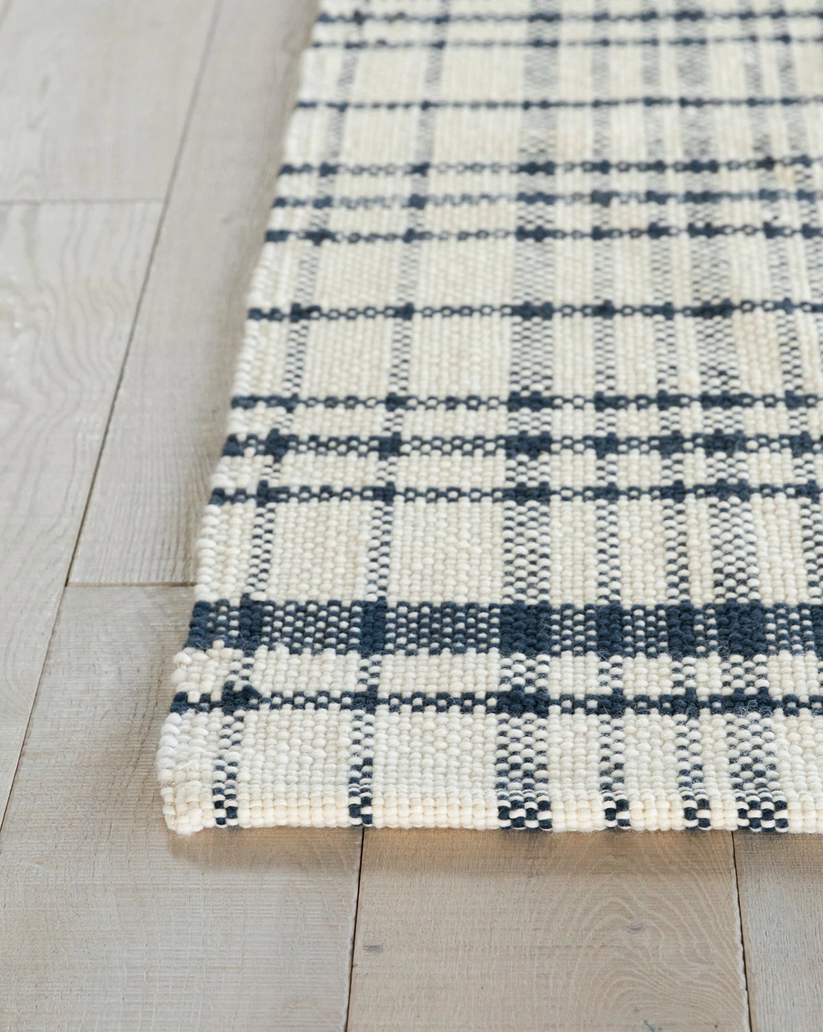 Livorno Handwoven Wool Flatweave Rug 8 Livorno Handwoven Wool Flatweave Rug - Image 6