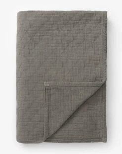 Pebble Cotton Matelasse -Bloomingville Shop PebbleCottonMatelasse MBED0240 PBL Q D1