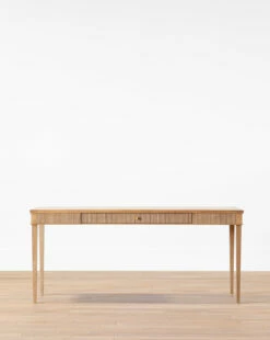 Pieter Desk