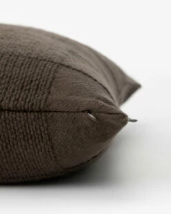 Stanley Pillow Cover -Bloomingville Shop StanleyPillowCover MPLW1403 CCA 22x22 D1 T 2273ae7f f375 4c54 b47e 3ec1fae6b0ac