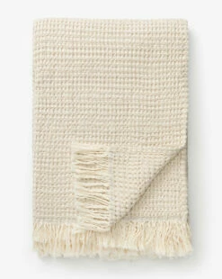 Stonewashed Waffle Cotton Throw -Bloomingville Shop StonewashedWaffleCottonThrow MBED0245 SND 50x70 D1