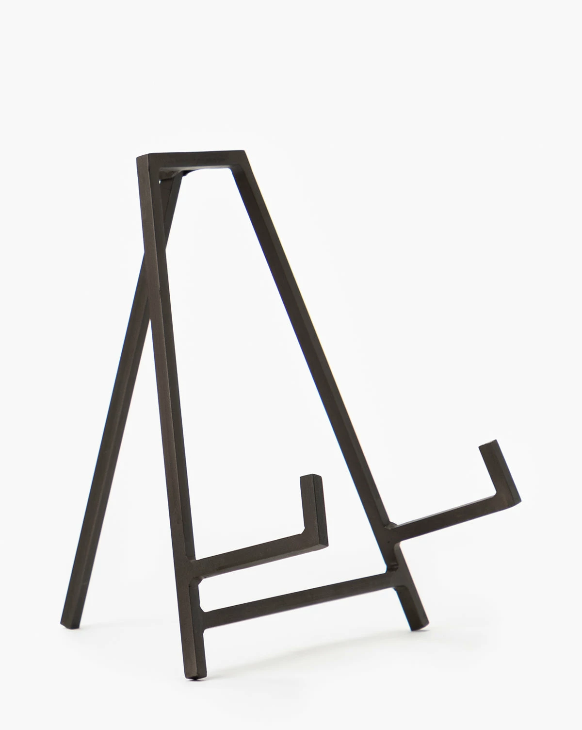 Studio Display Easel 6 Studio Display Easel - Image 4