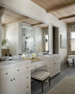 Hannah Ottoman -Bloomingville Shop Summer Templated 227