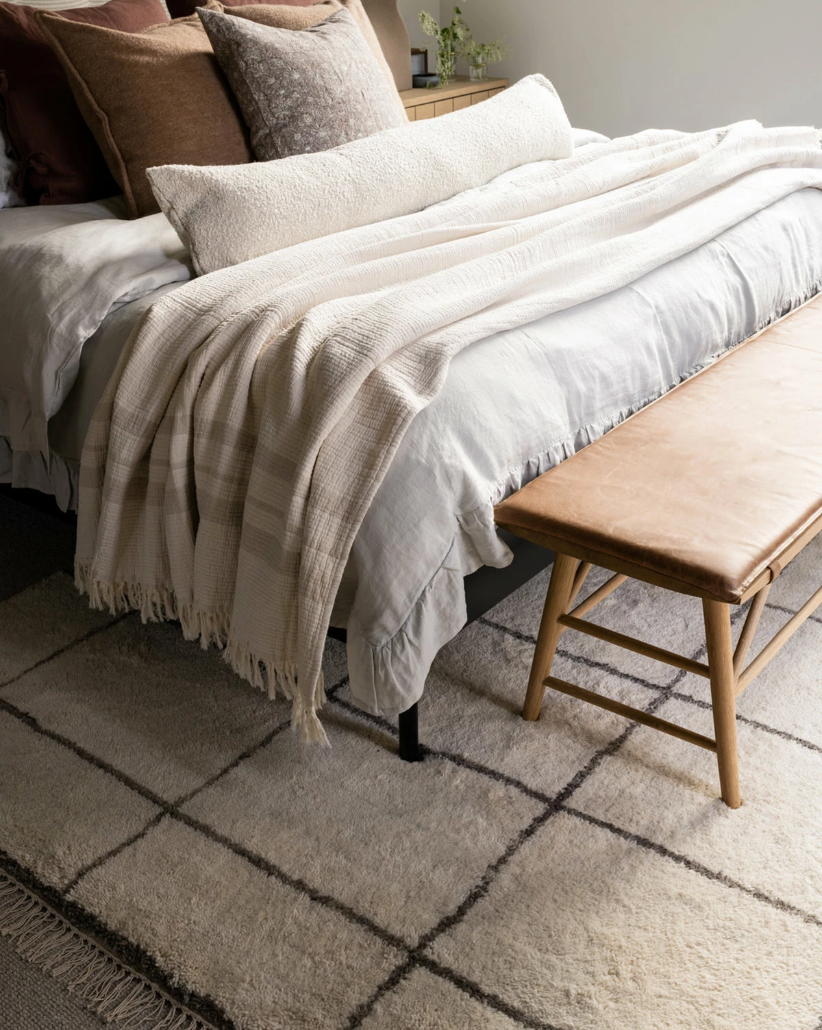 Holburn Hand-Knotted Wool Rug 4 Holburn Hand-Knotted Wool Rug - Image 2