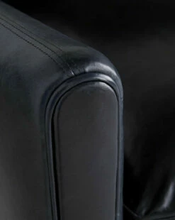 Warner Leather Sofa -Bloomingville Shop WarnerLeatherSofa MFRN0604 BLK OS D4