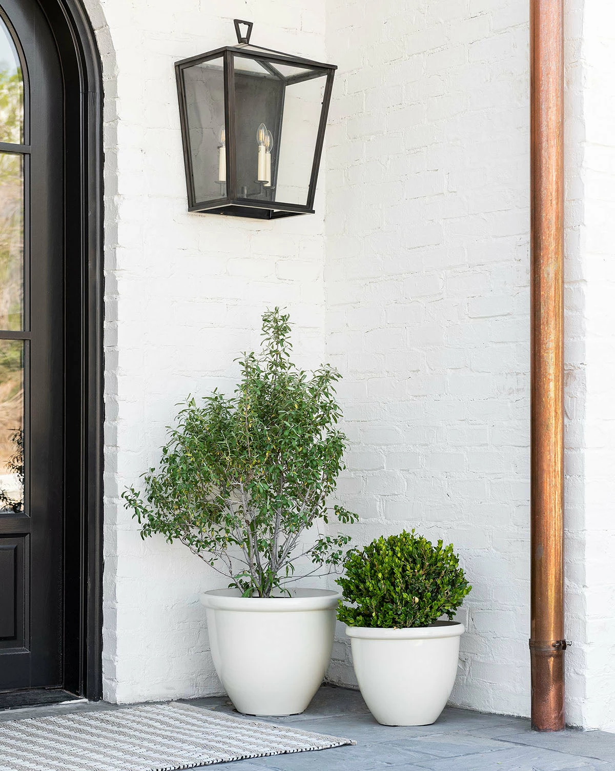 Glossy Cream Garden Pots (Set Of 3) 5 Glossy Cream Garden Pots (Set Of 3) - Image 3