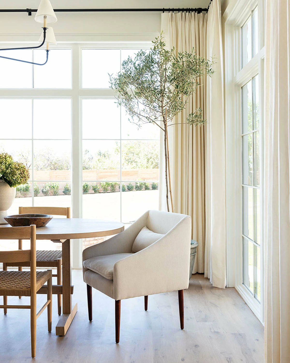 Laurie Chair 5 Laurie Chair - Image 3