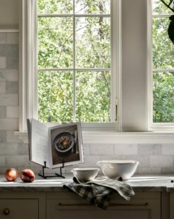 Finlay Cookbook Holder -Bloomingville Shop winter templated 77